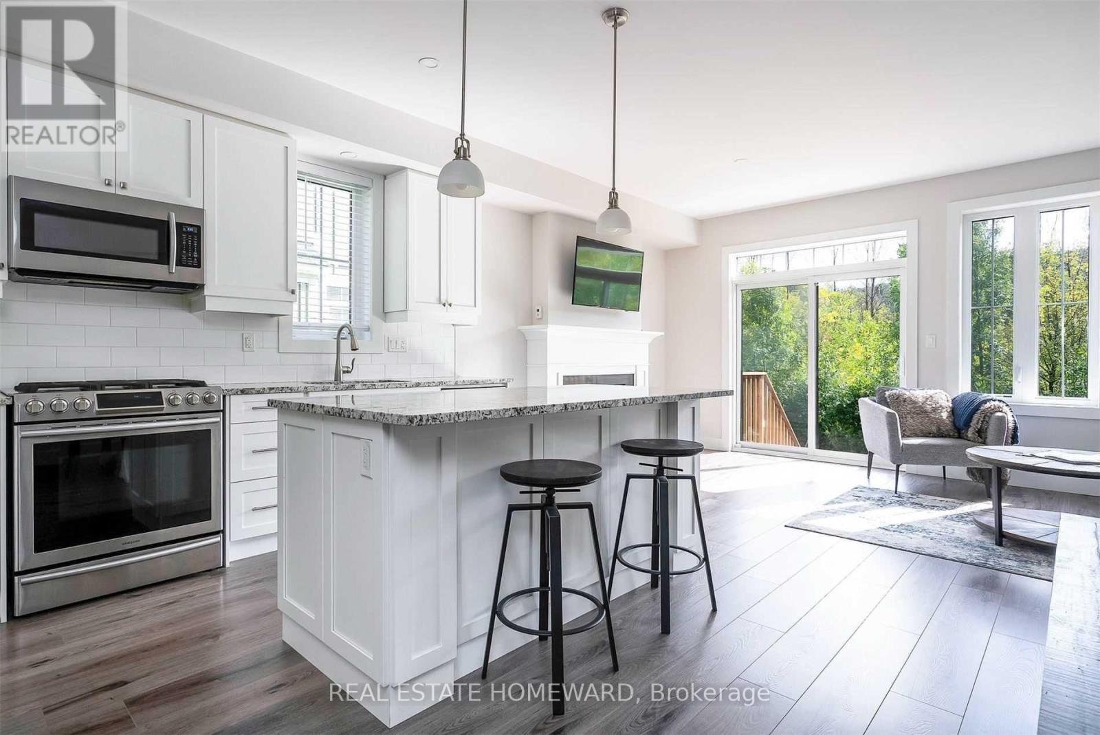 222 Yellow Birch Avenue, Blue Mountains, Ontario  L9Y 0R4 - Photo 13 - X12778102