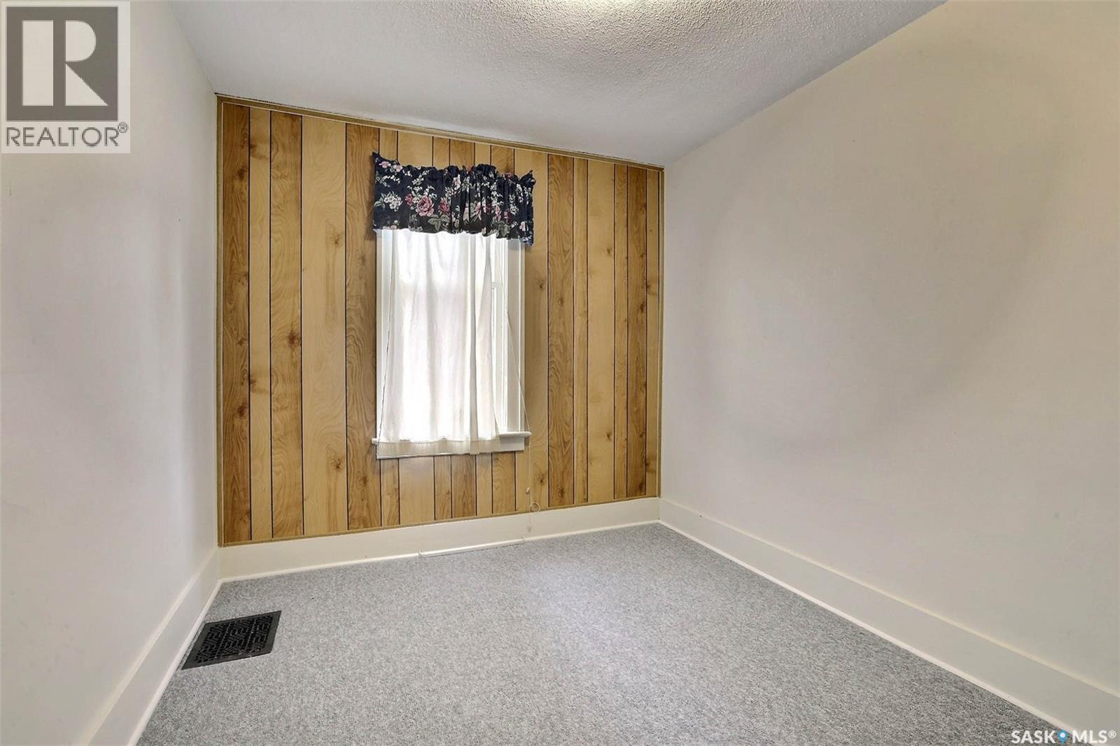 2041 Mctavish Street, Regina, Saskatchewan  S4T 3W8 - Photo 15 - SK028356