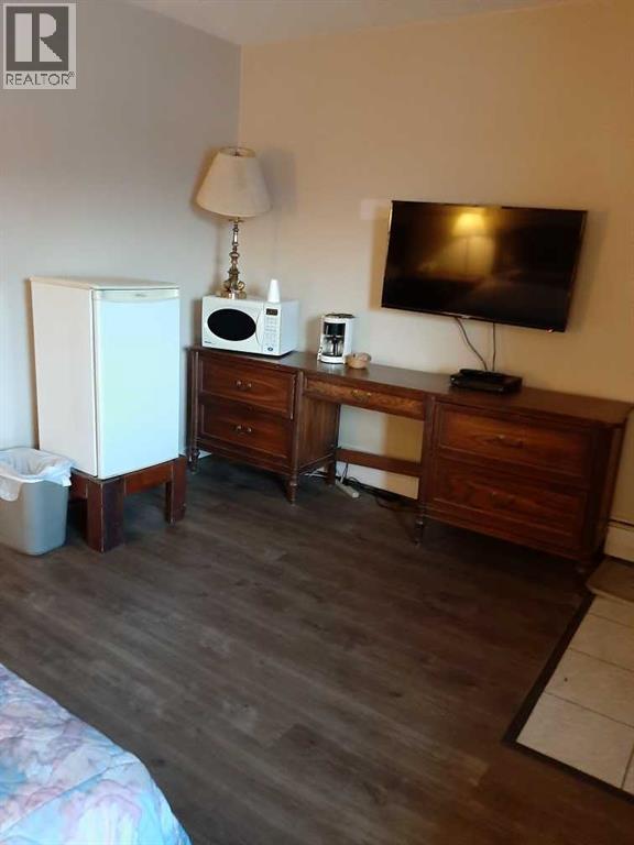 10227 104 Avenue, Westlock, Alberta  T7P 1L3 - Photo 4 - A2285432