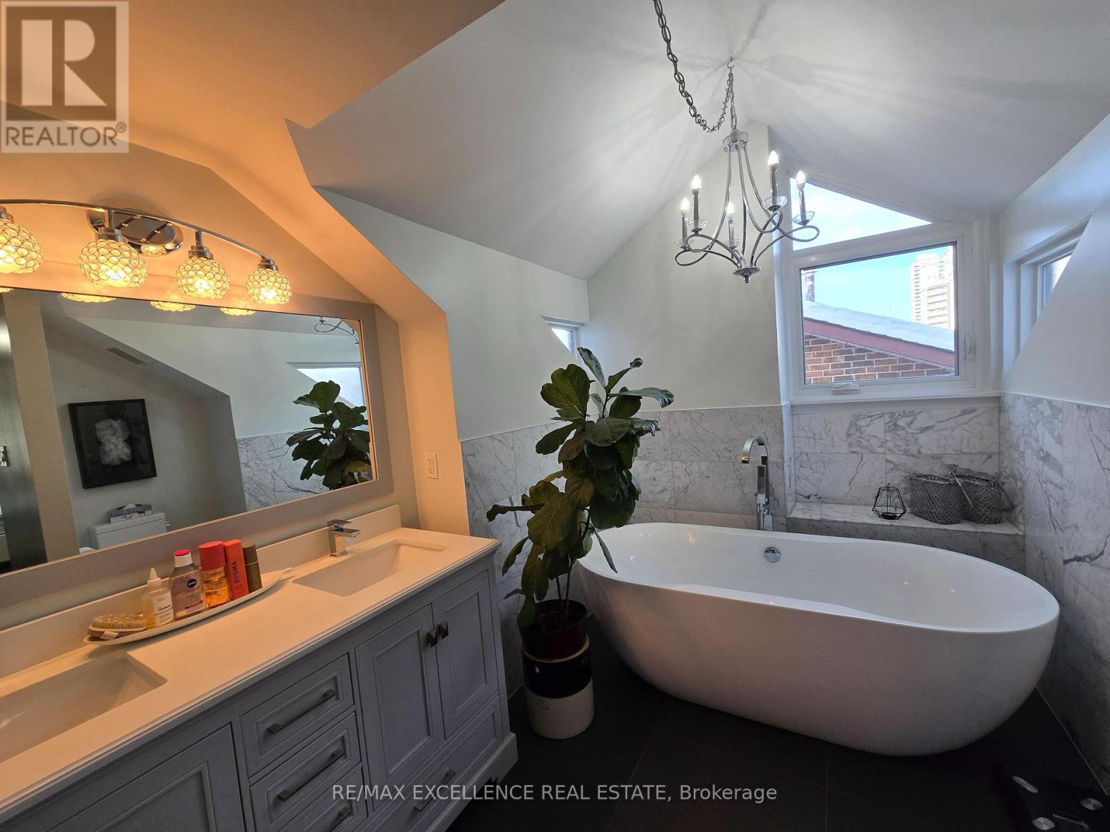 50 Elizabeth Street S, Brampton, Ontario  L6Y 1R1 - Photo 15 - W12709370