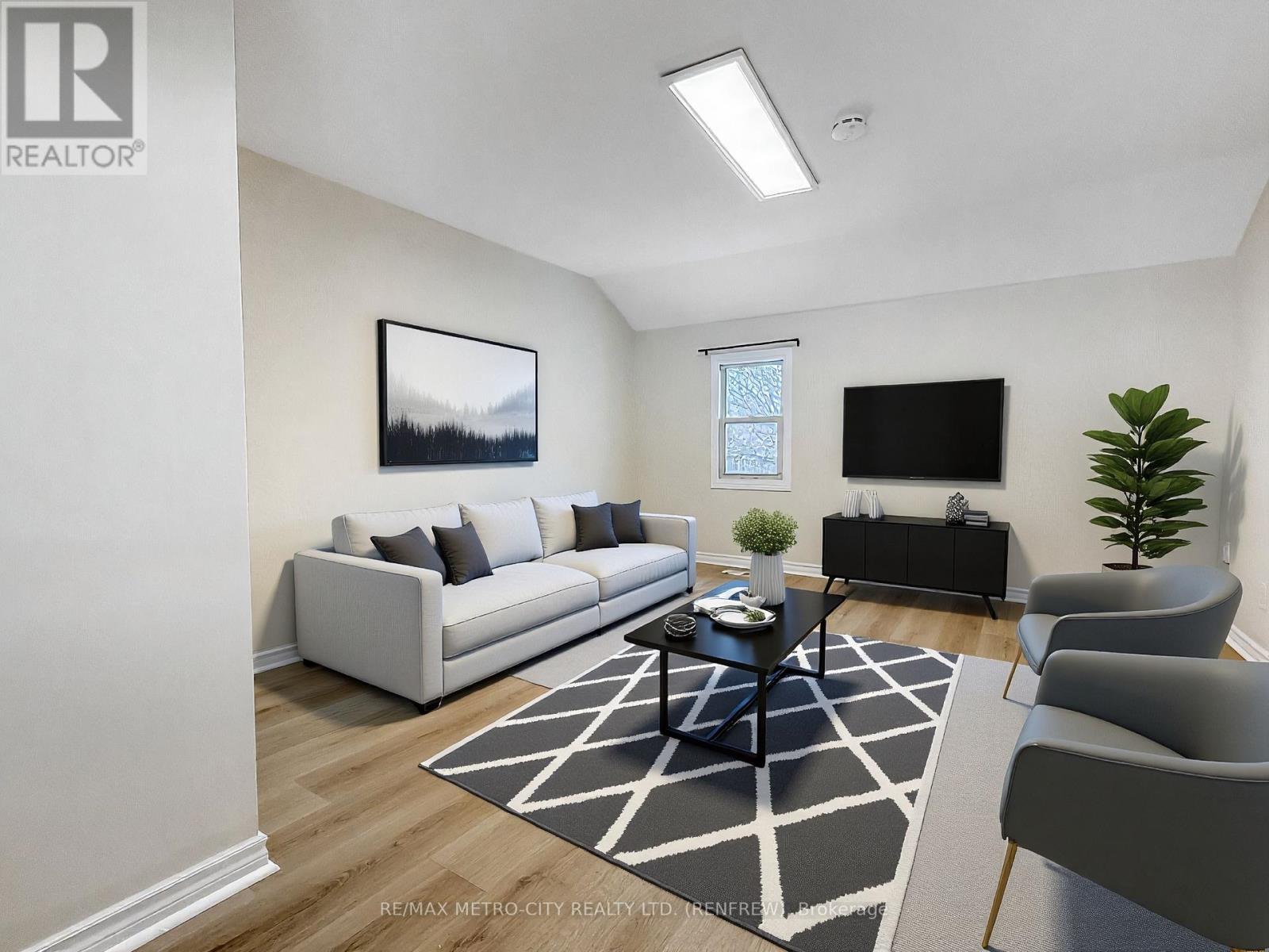 148 Farewell Street, Renfrew, Ontario  K7V 2H4 - Photo 10 - X12778178