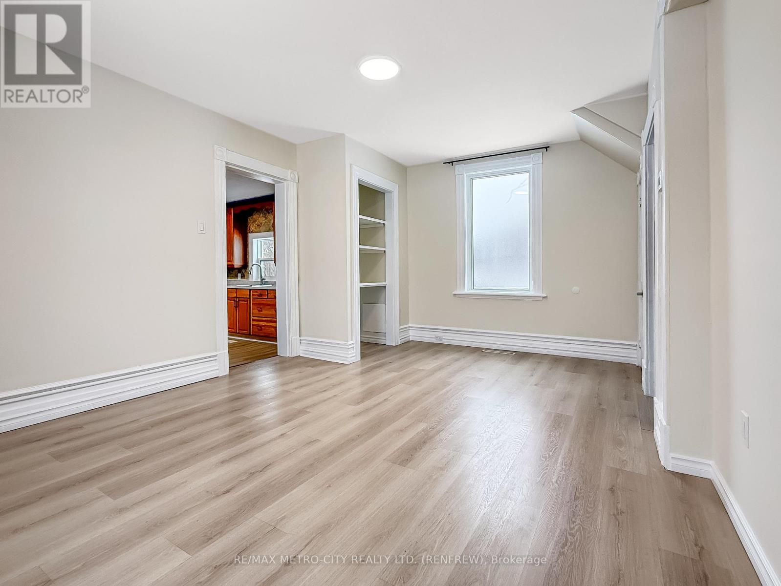 148 Farewell Street, Renfrew, Ontario  K7V 2H4 - Photo 7 - X12778178