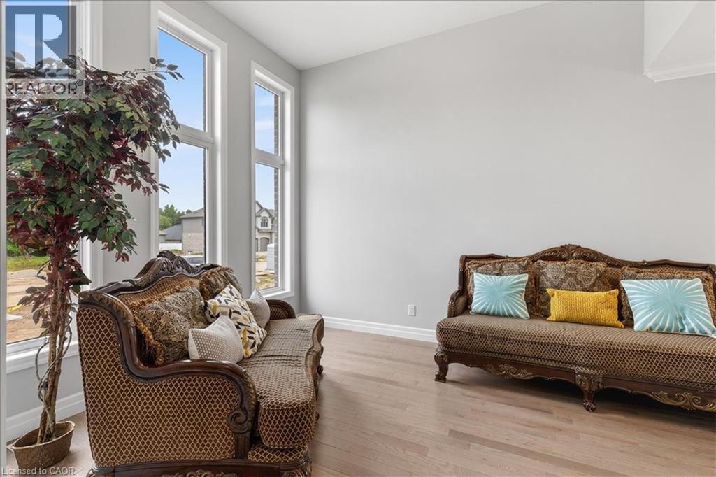 21 Sycamore Drive N, Tillsonburg, Ontario  N4G 5R9 - Photo 10 - 40803919