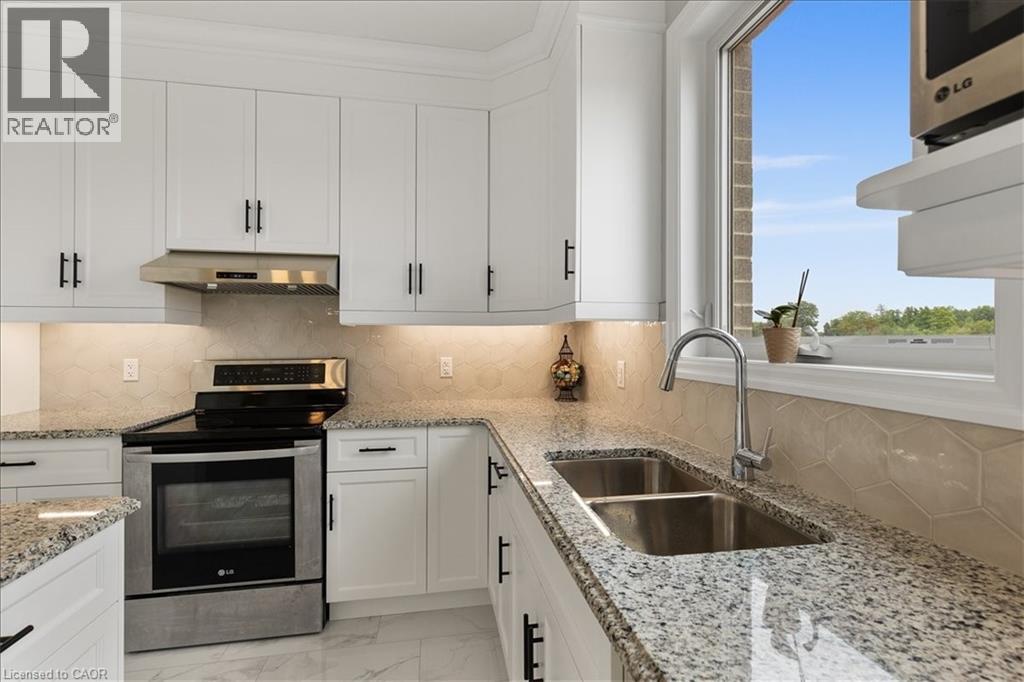 21 Sycamore Drive N, Tillsonburg, Ontario  N4G 5R9 - Photo 16 - 40803919