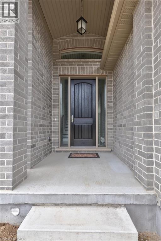 21 Sycamore Drive N, Tillsonburg, Ontario  N4G 5R9 - Photo 3 - 40803919