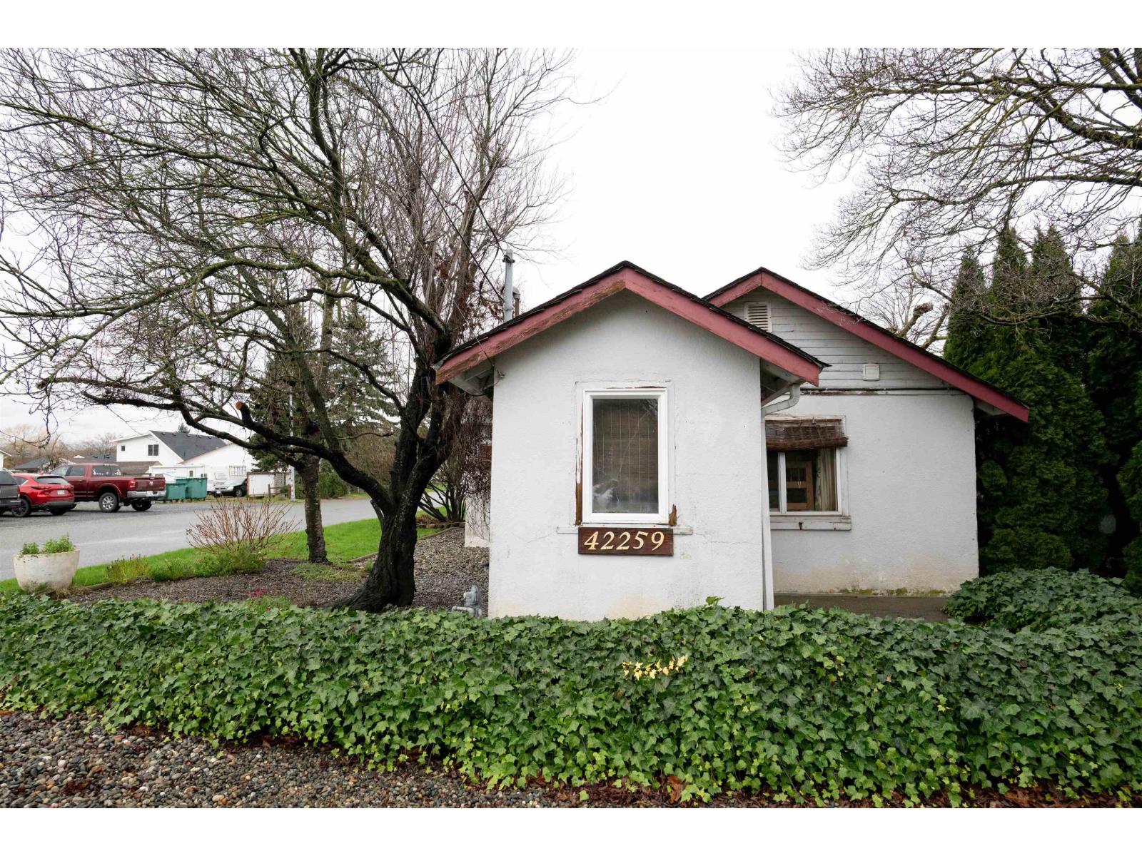 42259 YARROW CENTRAL ROAD|Yarrow, Yarrow, British Columbia