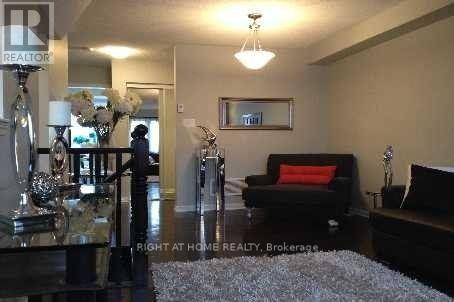 20 Ferguson Street, Toronto, Ontario  M1L 0C2 - Photo 2 - E12778180