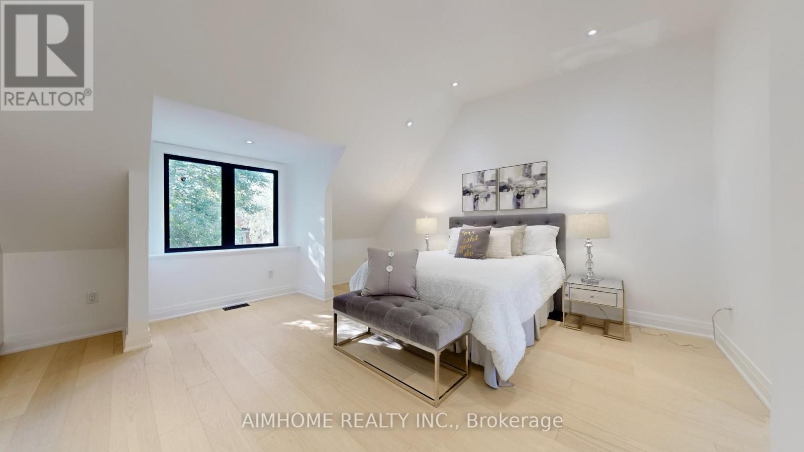 38 Sparkhall Avenue, Toronto, Ontario  M4K 1G5 - Photo 24 - E12778184