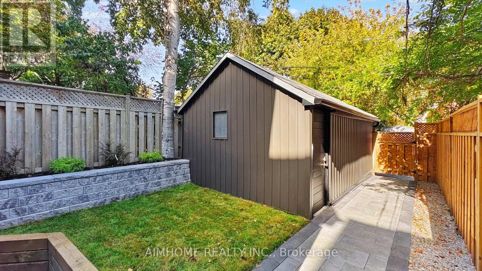 38 Sparkhall Avenue, Toronto, Ontario  M4K 1G5 - Photo 41 - E12778184