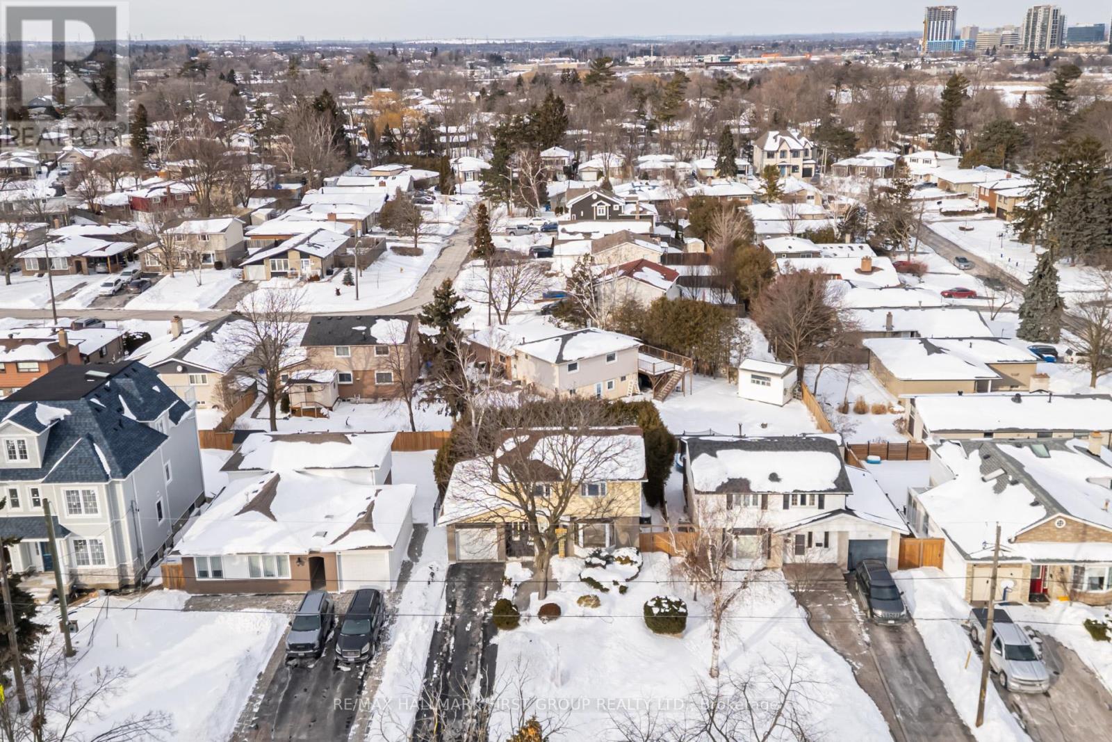 731 Breezy Drive, Pickering, Ontario  L1W 2X6 - Photo 3 - E12778202