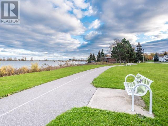 731 Breezy Drive, Pickering, Ontario  L1W 2X6 - Photo 31 - E12778202