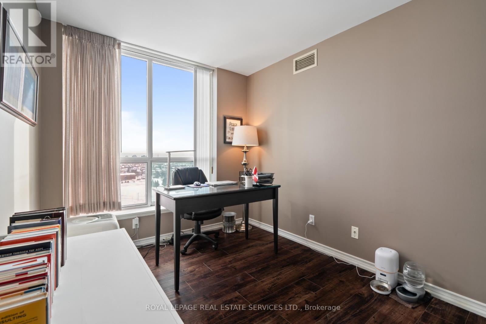 1205 - 4879 Kimbermount Avenue, Mississauga, Ontario  L5M 7R8 - Photo 19 - W12778172