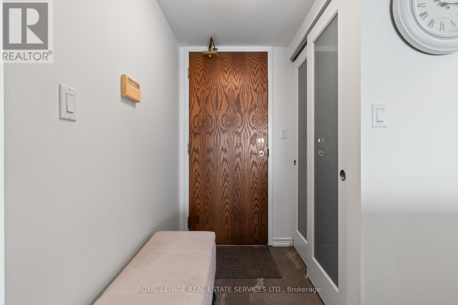 1205 - 4879 Kimbermount Avenue, Mississauga, Ontario  L5M 7R8 - Photo 3 - W12778172