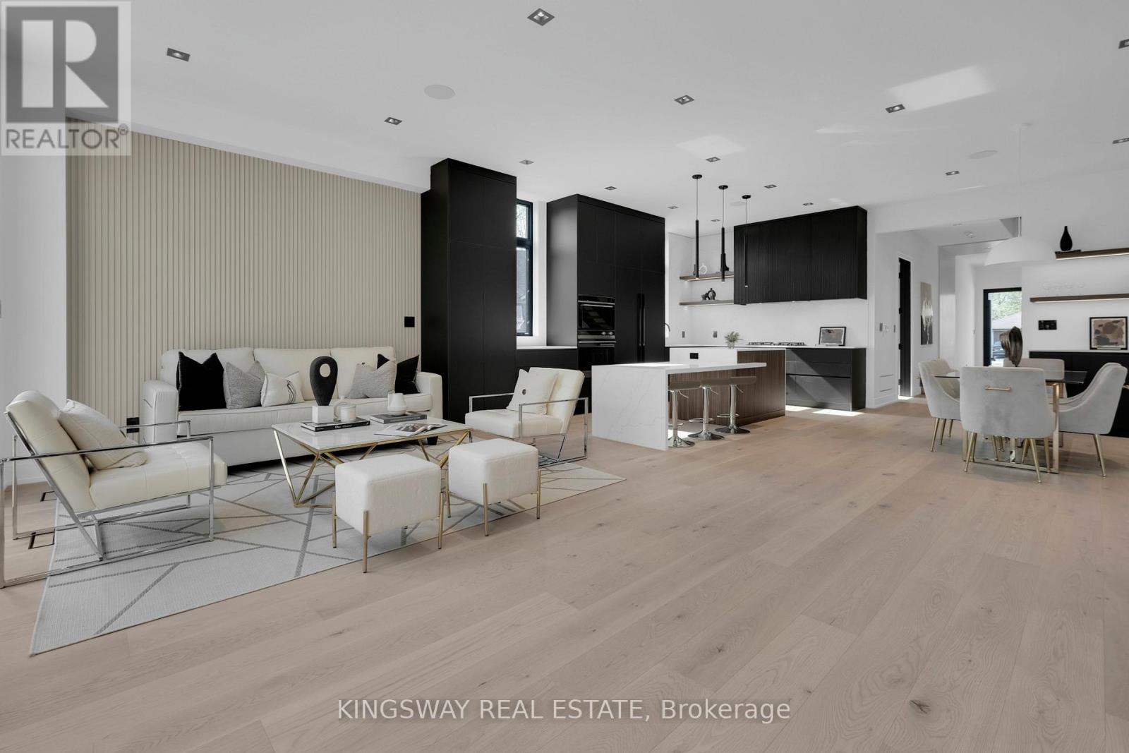 17 Broadview Avenue, Mississauga, Ontario  L5H 2S8 - Photo 20 - W12778192