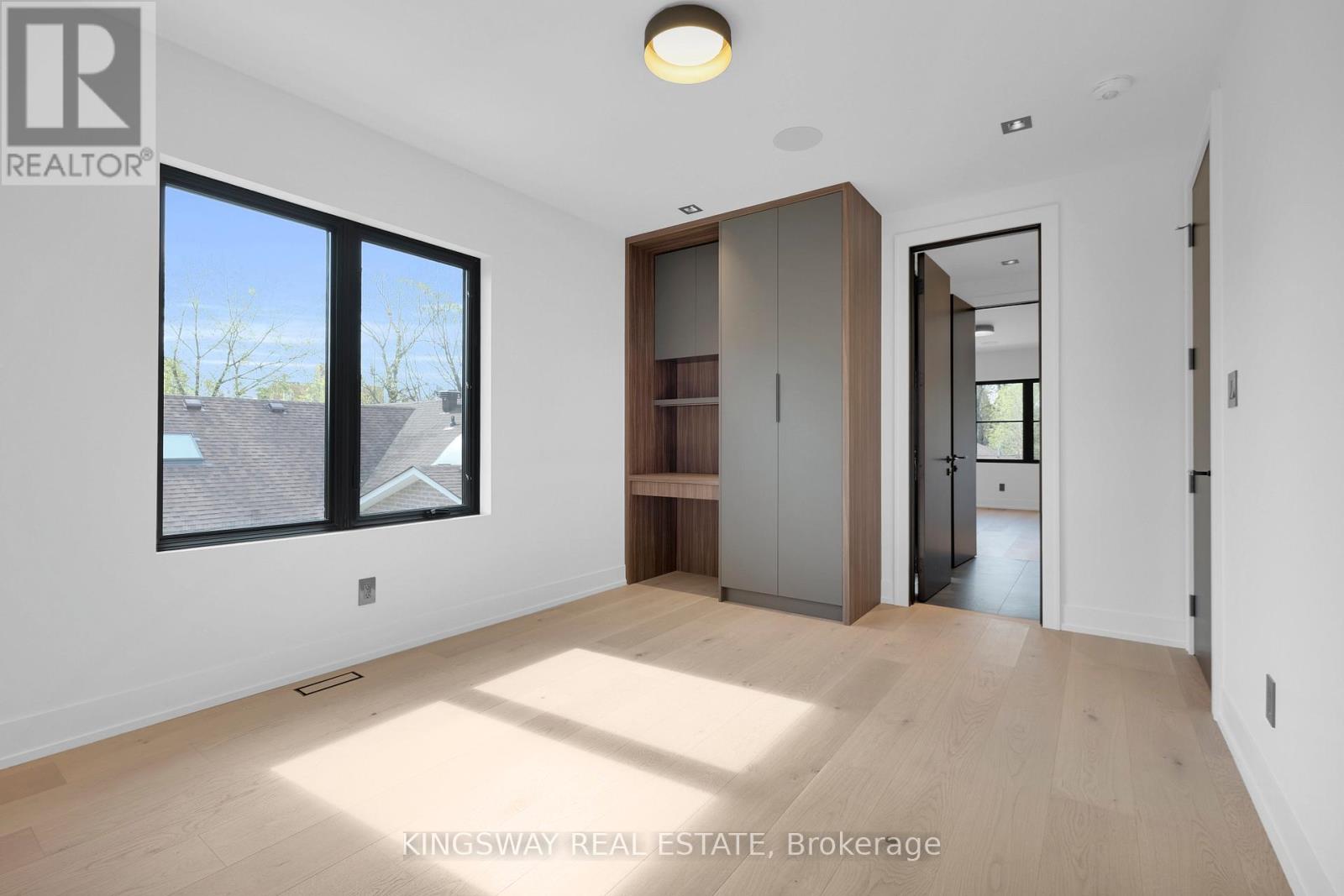 17 Broadview Avenue, Mississauga, Ontario  L5H 2S8 - Photo 36 - W12778192