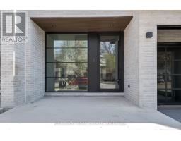 17 BROADVIEW AVENUE, Mississauga, Ontario