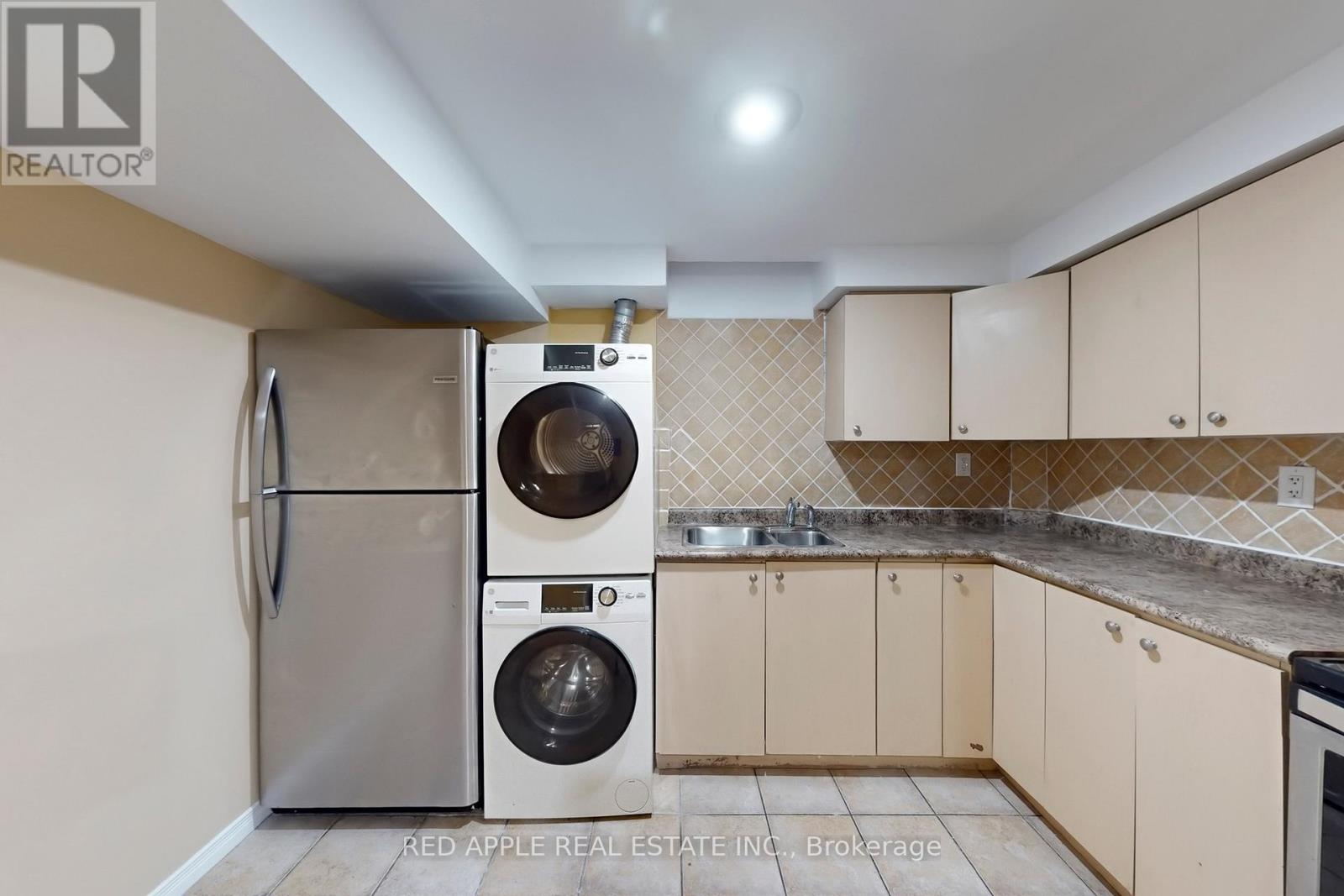 Bsmt - 50 Pergola Way, Brampton (Bram West), Ontario  L6Y 5N1 - Photo 9 - W12778198