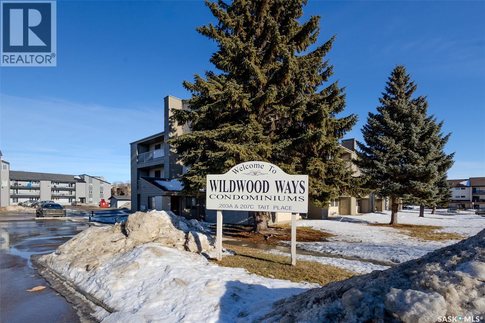 112 203 Tait Place, Saskatoon, Saskatchewan  S7H 5L7 - Photo 2 - SK028143