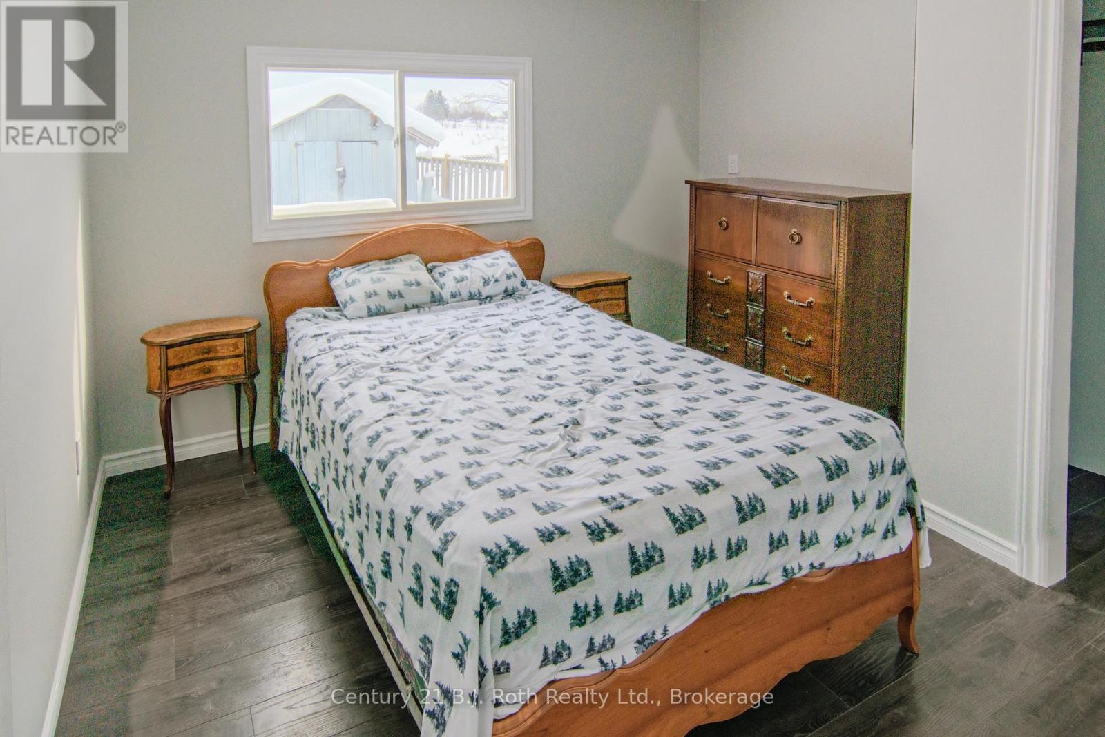 309 Keady Lane, Georgian Bluffs, Ontario  N0H 2N0 - Photo 11 - X12778230