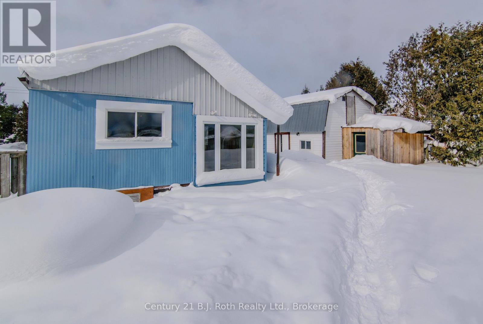 309 Keady Lane, Georgian Bluffs, Ontario  N0H 2N0 - Photo 14 - X12778230