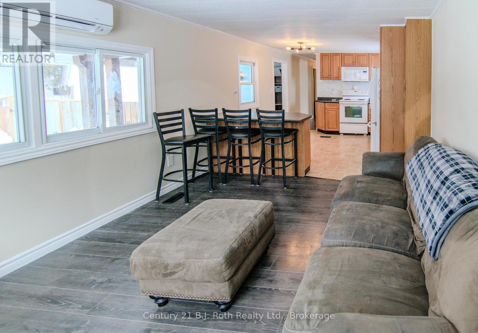 309 Keady Lane, Georgian Bluffs, Ontario  N0H 2N0 - Photo 6 - X12778230