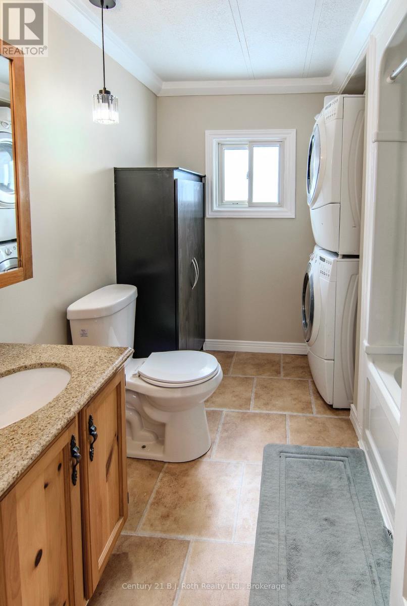 309 Keady Lane, Georgian Bluffs, Ontario  N0H 2N0 - Photo 7 - X12778230