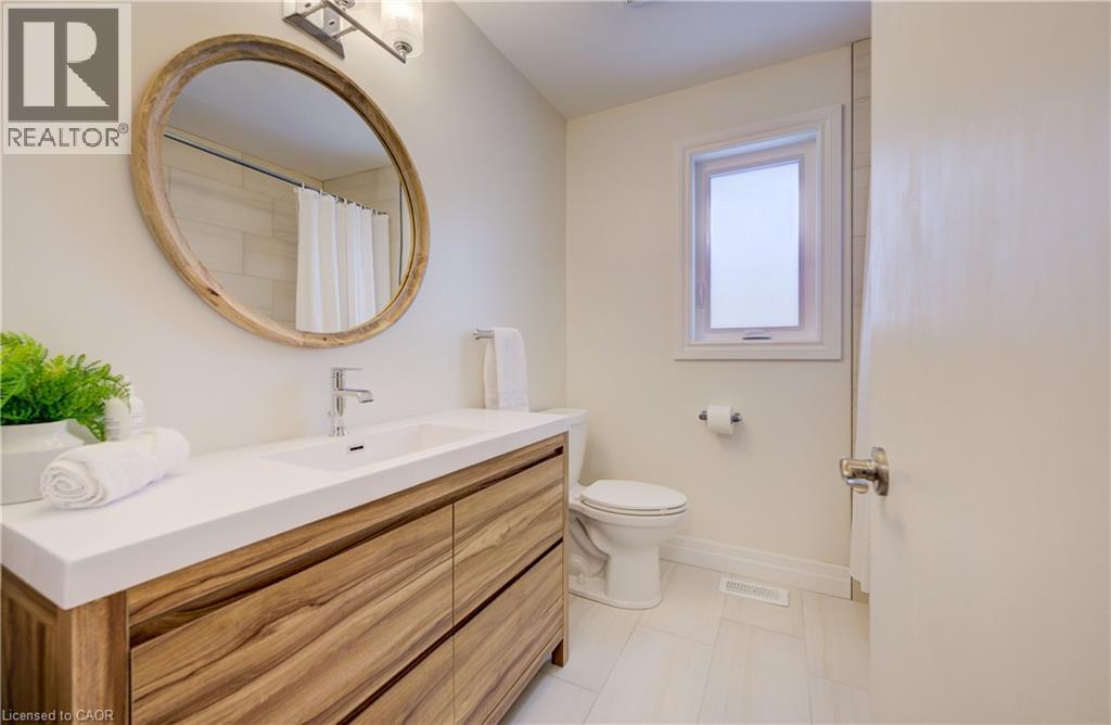 439 Northlake Drive, Waterloo, Ontario  N2V 1Y6 - Photo 24 - 40802474