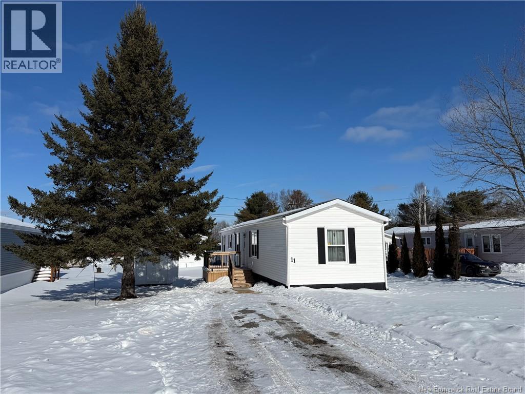 11 Condon Crescent, Lakeville, New Brunswick E1H 1O6 - Photo 1 - NB132767
