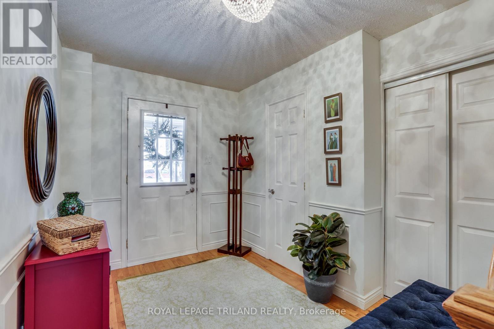 17 - 231 Windsor Avenue, London South, Ontario  N6C 2A5 - Photo 2 - X12778220