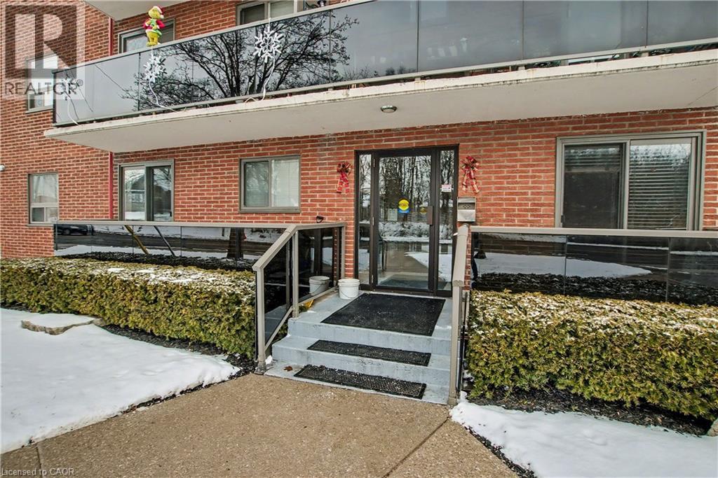 2373 King Street Unit# 36, Hamilton, Ontario  L8K 1X9 - Photo 3 - 40803659