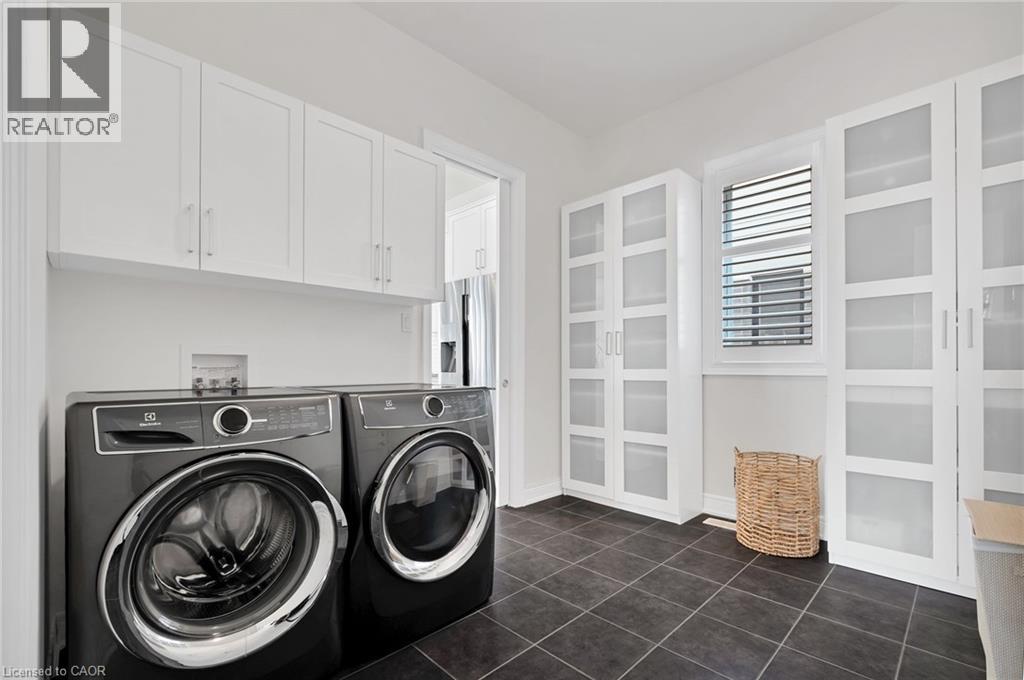 206 Carriage Way S, Waterloo, Ontario  N2K 0C6 - Photo 15 - 40794104