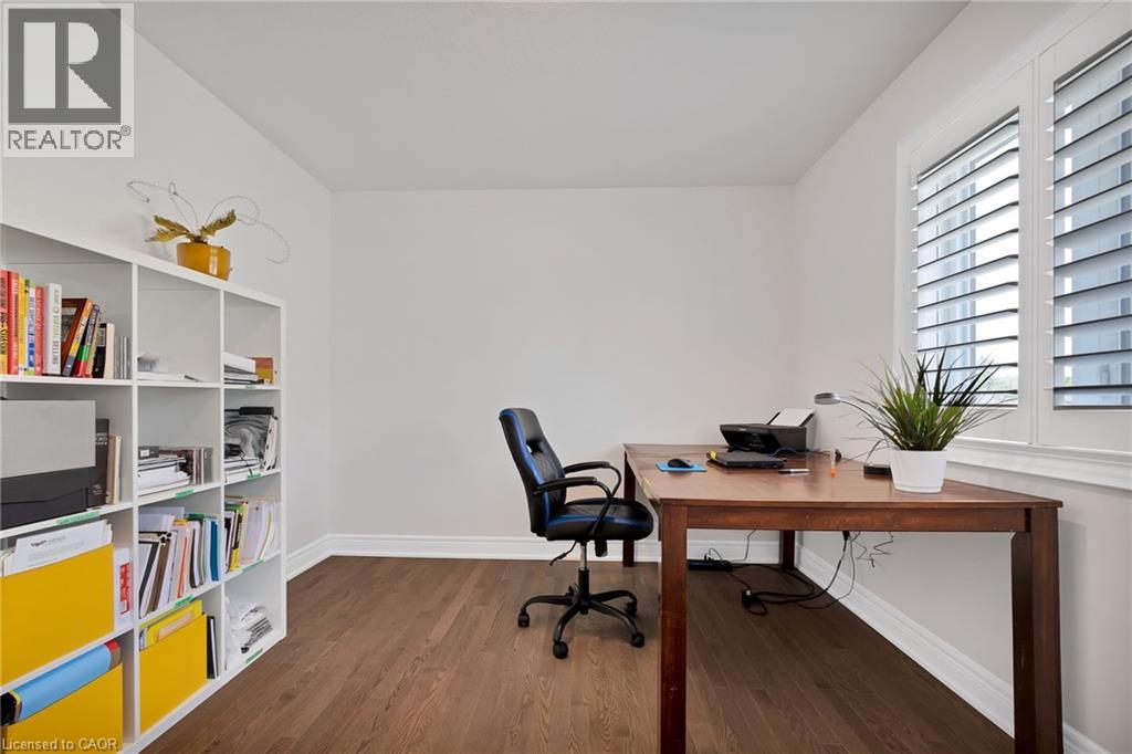 206 Carriage Way S, Waterloo, Ontario  N2K 0C6 - Photo 25 - 40794104