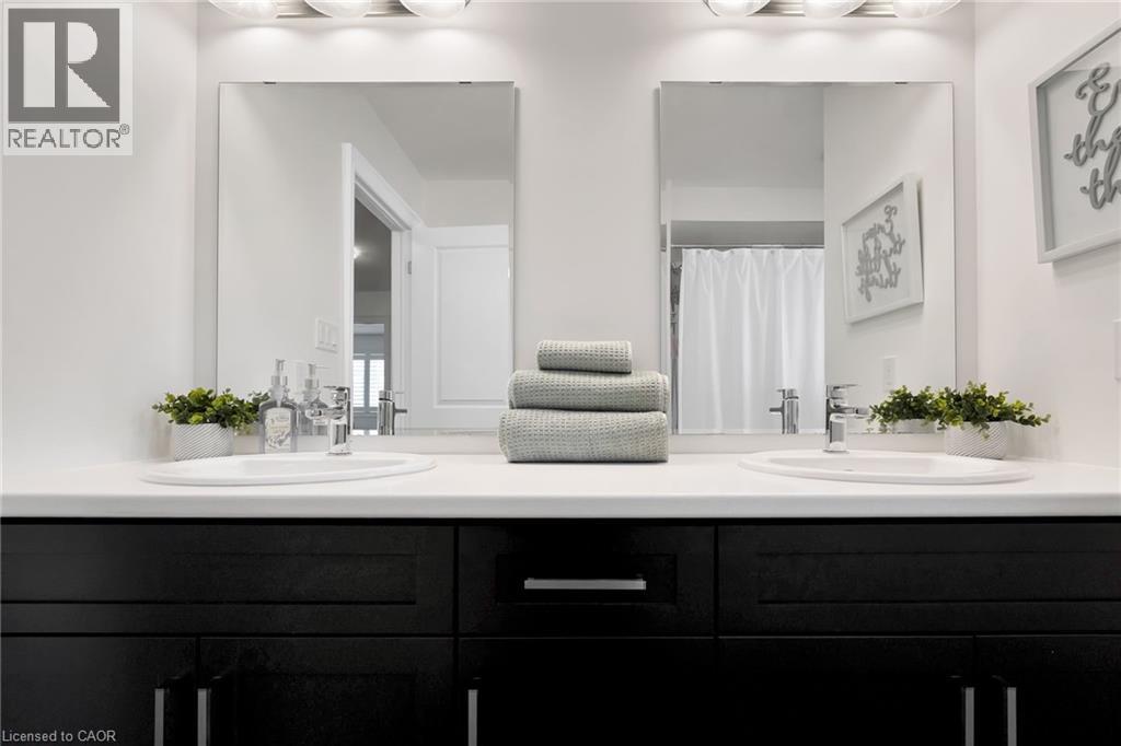 206 Carriage Way S, Waterloo, Ontario  N2K 0C6 - Photo 24 - 40794104