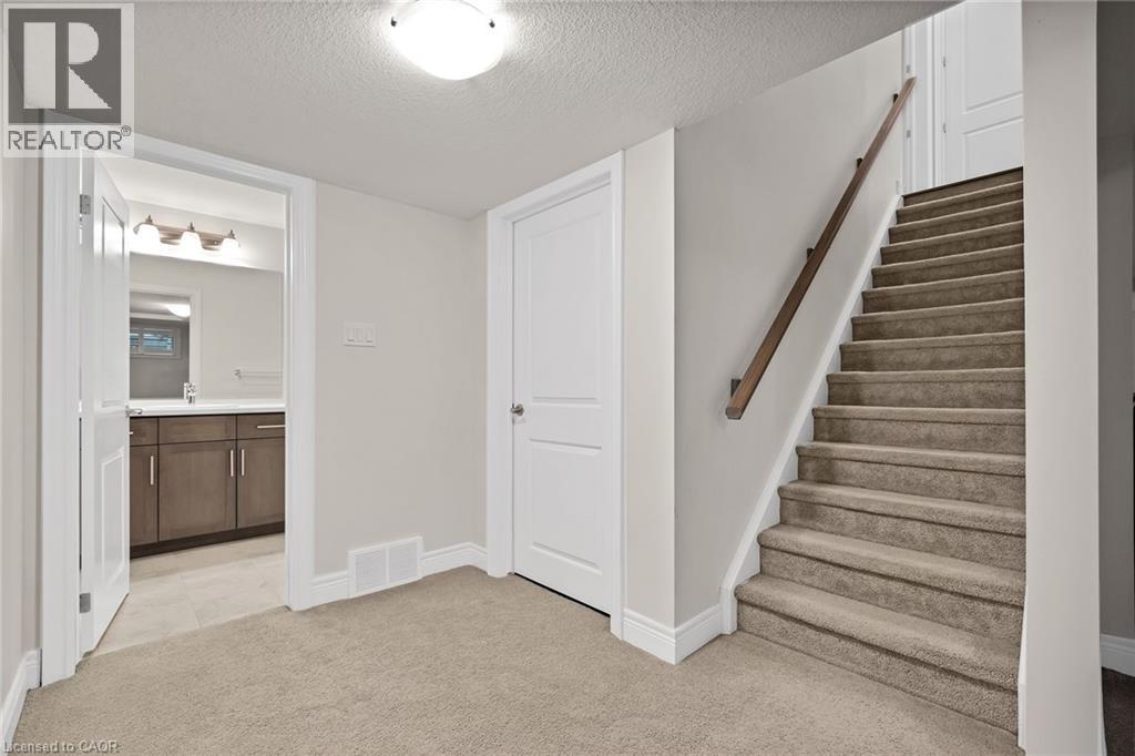 206 Carriage Way S, Waterloo, Ontario  N2K 0C6 - Photo 39 - 40794104