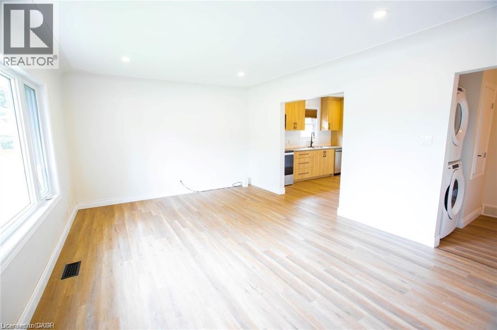 177 Pleasant Avenue Unit# Upper, Kitchener, Ontario  N2M 4A9 - Photo 2 - 40804436