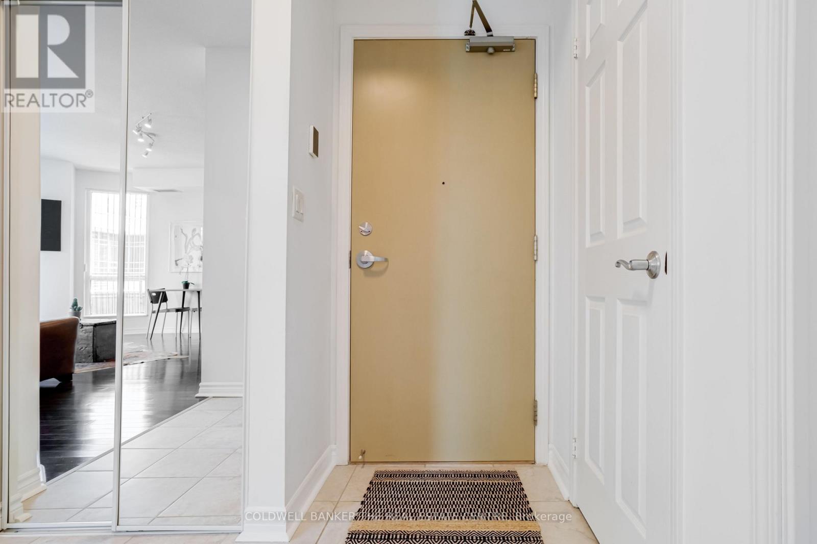 310 - 18 Holmes Avenue, Toronto, Ontario  M2N 0E1 - Photo 3 - C12778228