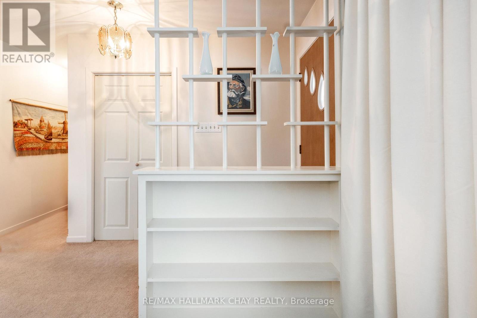 19 Steel Street, Barrie, Ontario  L4M 2E6 - Photo 10 - S12778224