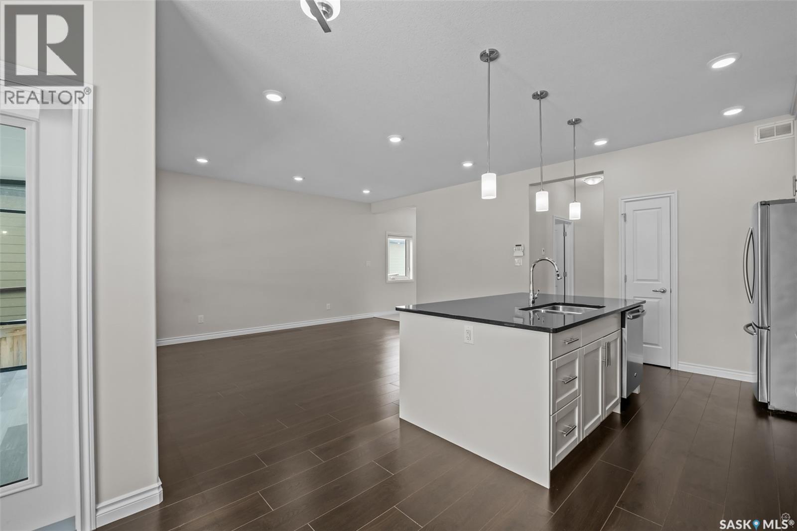 2944 Lakeview Drive, Prince Albert, Saskatchewan  S6W 0A4 - Photo 14 - SK028319