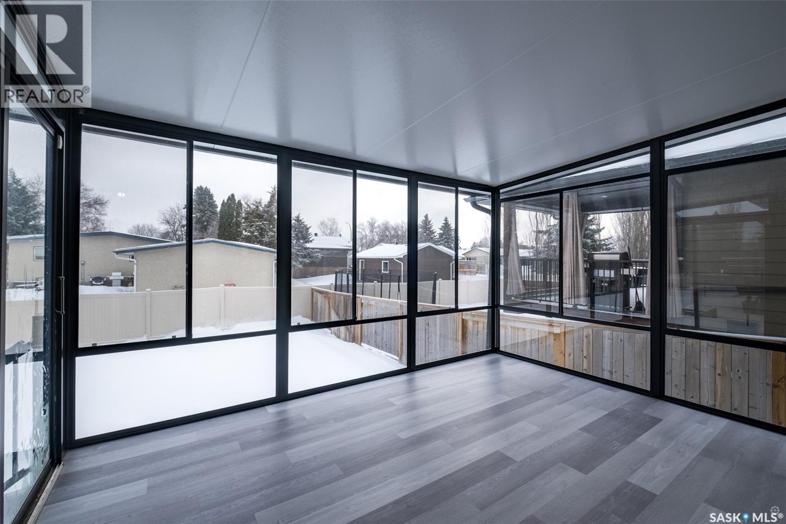 2944 Lakeview Drive, Prince Albert, Saskatchewan  S6W 0A4 - Photo 16 - SK028319