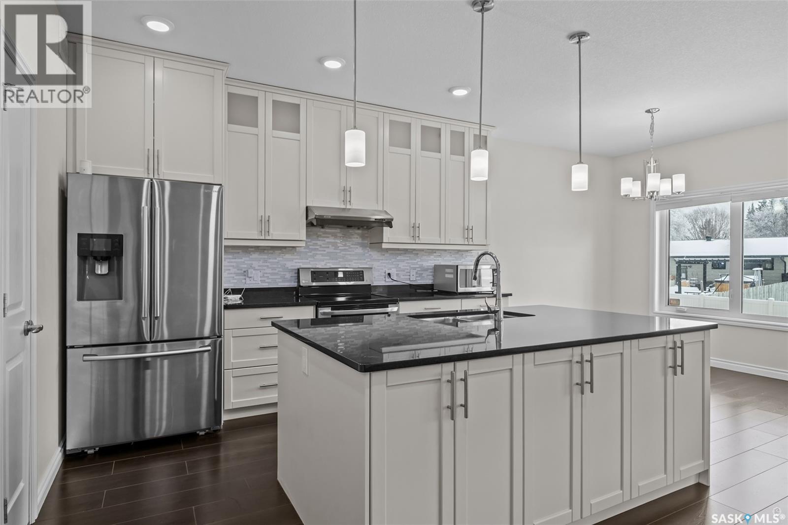 2944 Lakeview Drive, Prince Albert, Saskatchewan  S6W 0A4 - Photo 7 - SK028319