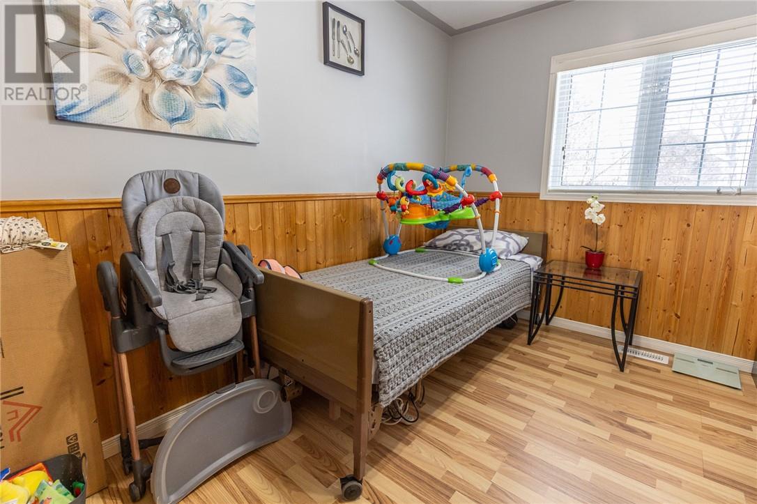 271 Adelaide Street, Espanola, Ontario  P5E 1H3 - Photo 17 - 2126406