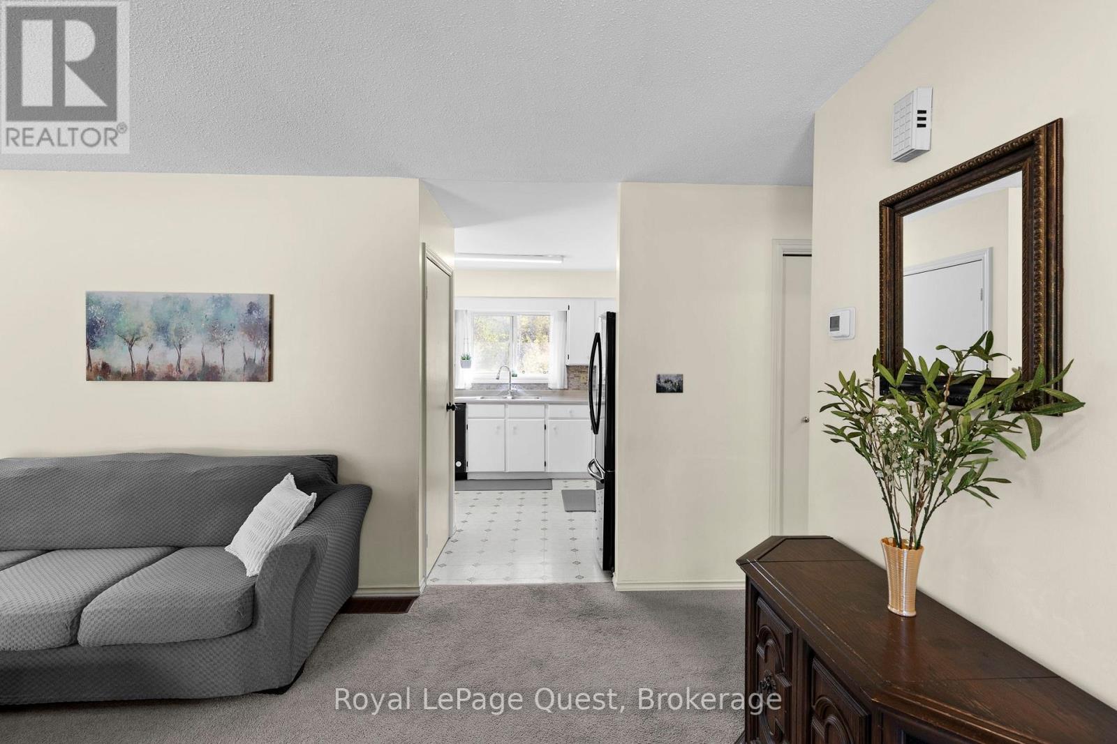 4297 Huronia Road, Orillia, Ontario  L3V 0G6 - Photo 3 - S12778256