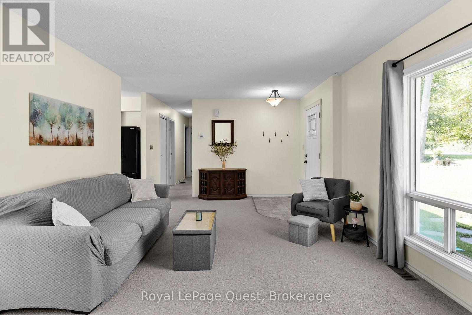 4297 Huronia Road, Orillia, Ontario  L3V 0G6 - Photo 6 - S12778256