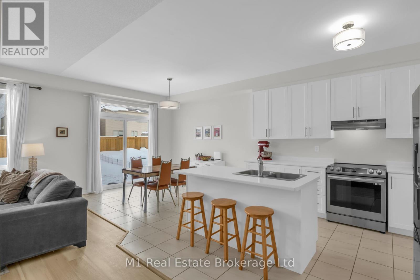 39 Spicer Street, Centre Wellington, Ontario  N1M 0H7 - Photo 12 - X12778262