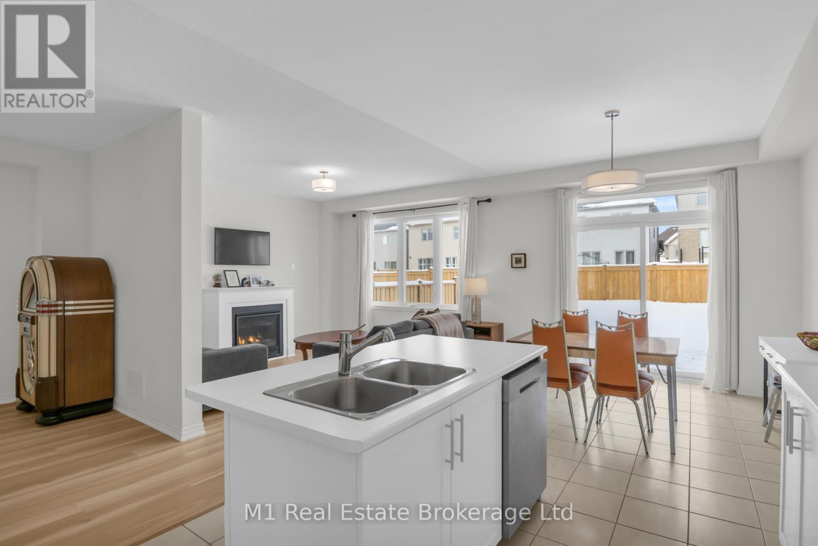 39 Spicer Street, Centre Wellington, Ontario  N1M 0H7 - Photo 13 - X12778262