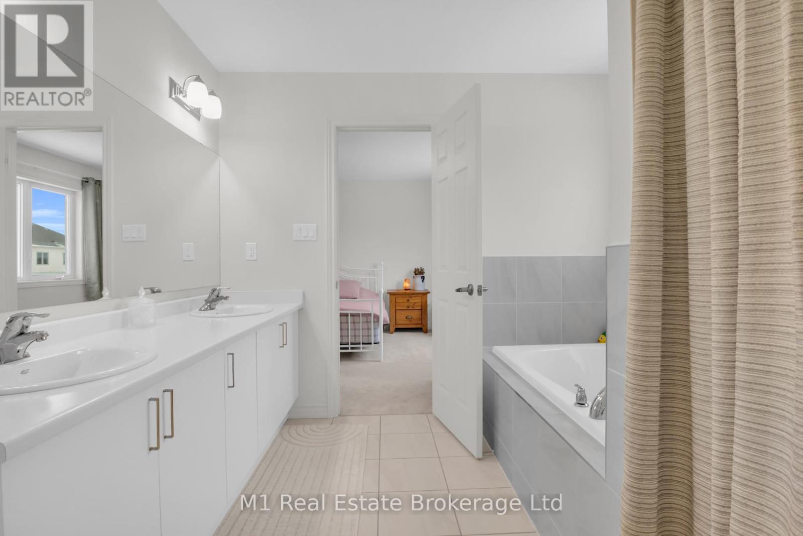 39 Spicer Street, Centre Wellington, Ontario  N1M 0H7 - Photo 24 - X12778262