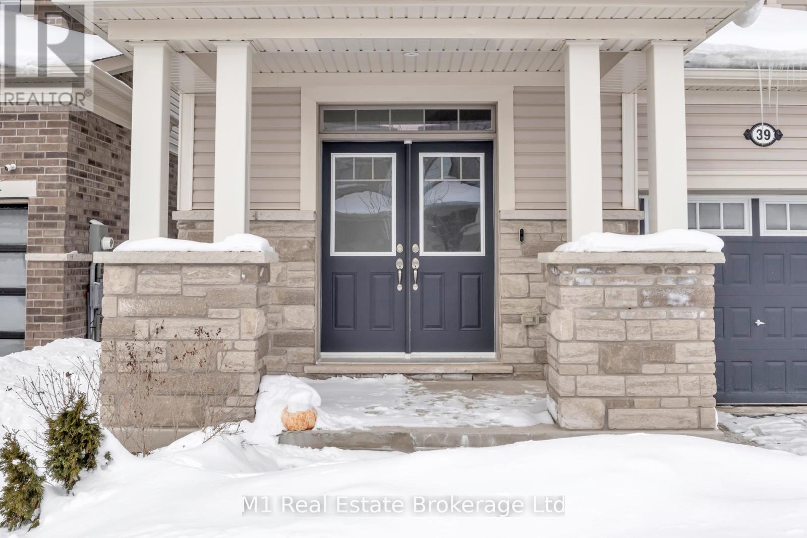 39 Spicer Street, Centre Wellington, Ontario  N1M 0H7 - Photo 3 - X12778262