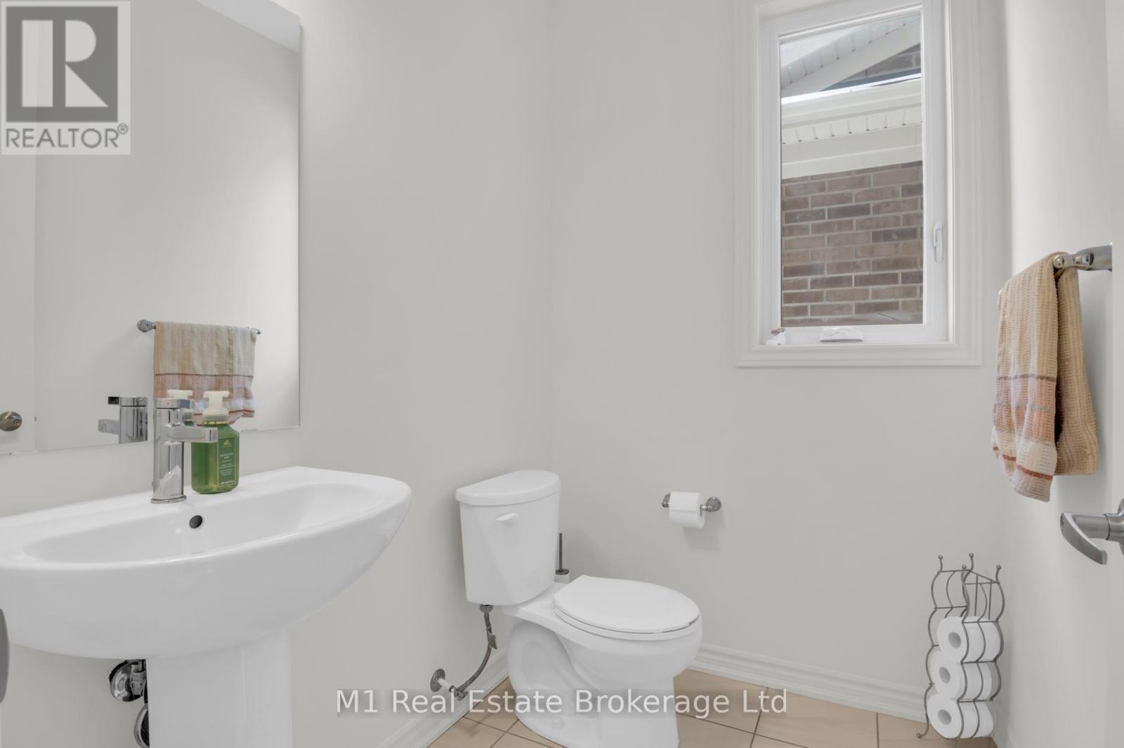 39 Spicer Street, Centre Wellington, Ontario  N1M 0H7 - Photo 31 - X12778262