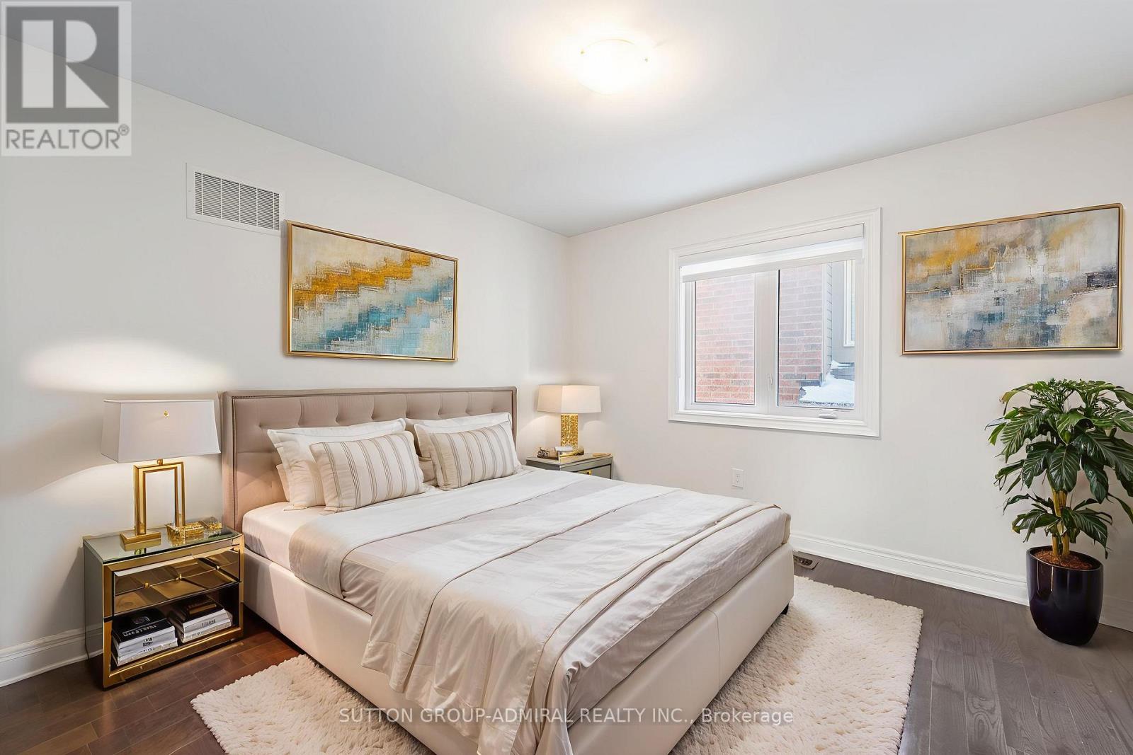 124 Mondial Crescent, East Gwillimbury, Ontario  L9N 0S2 - Photo 29 - N12776776