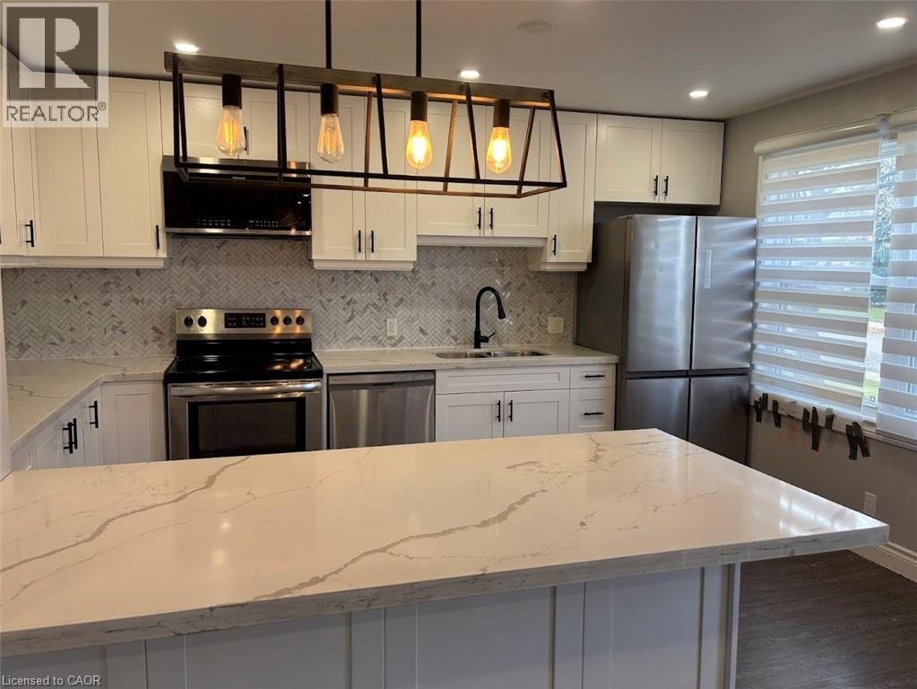 373 East 27th Street, Hamilton, Ontario  L8V 3H1 - Photo 2 - 40792353